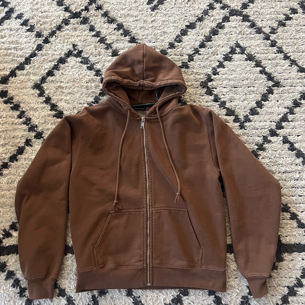 Brandy Melville Brown Zip Up Sweater Cozy Casual Fit